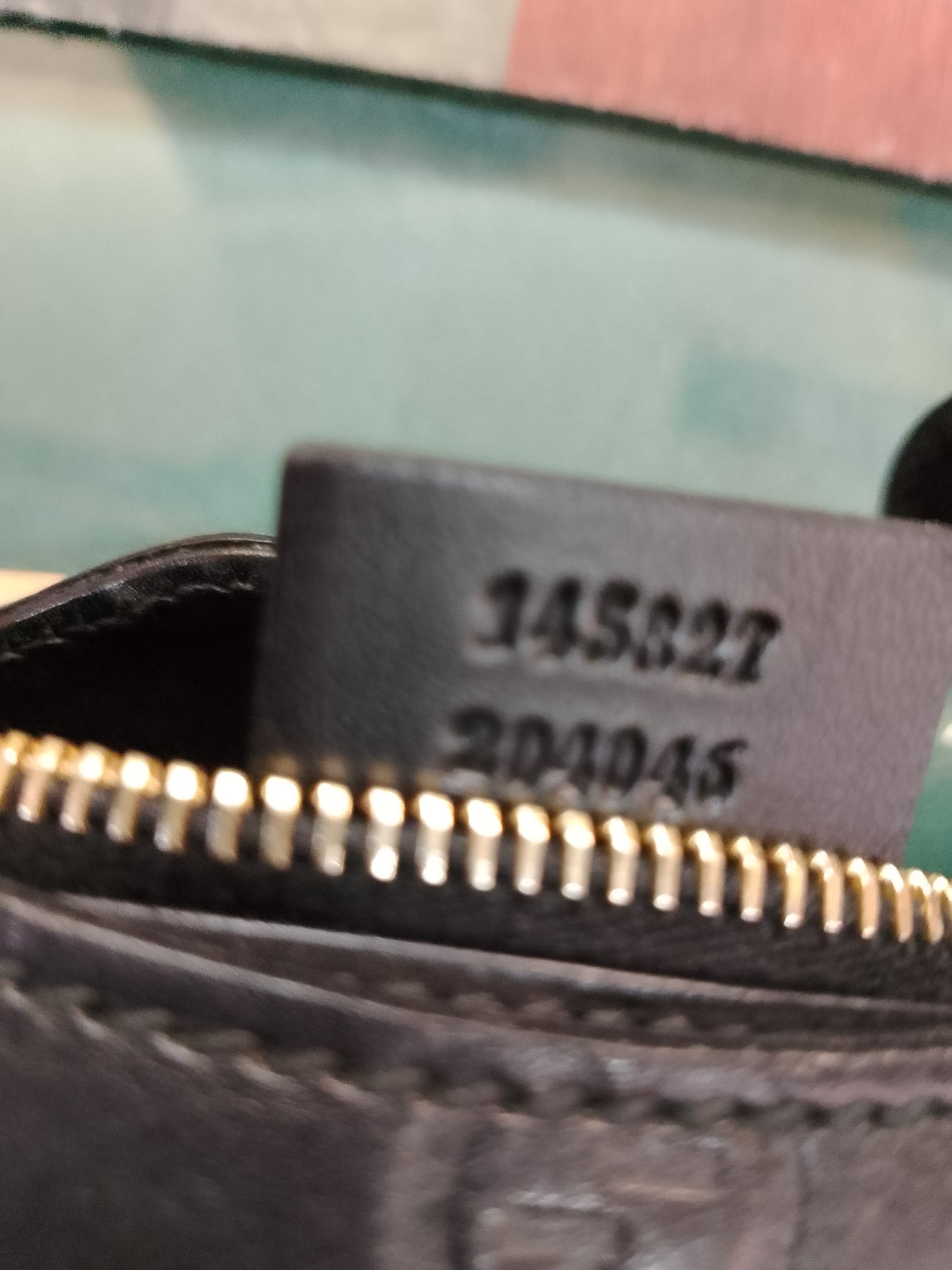 Borsa Gucci modello Hobo in pelle nero
